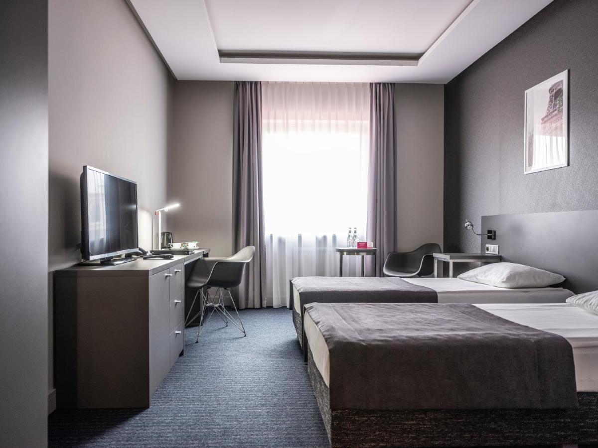 Hotel Europa Starachowice Extérieur photo
